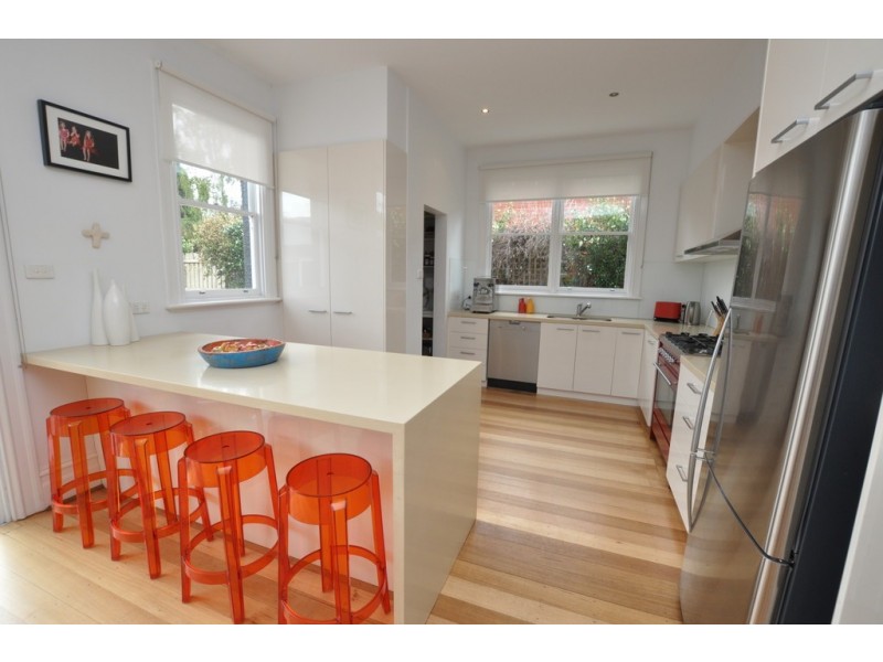 9 Banool Avenue, Kew VIC 3101