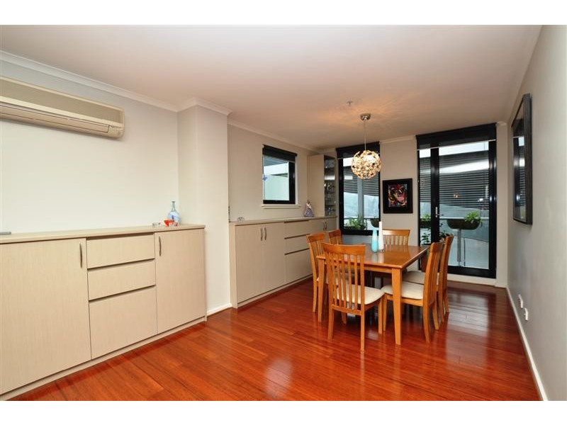 REF 23947/69 Dorcas Street, South Melbourne VIC 3205