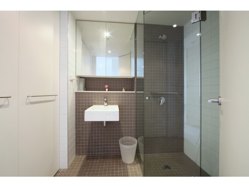 1311/8 McCrae Street, Docklands VIC 3008