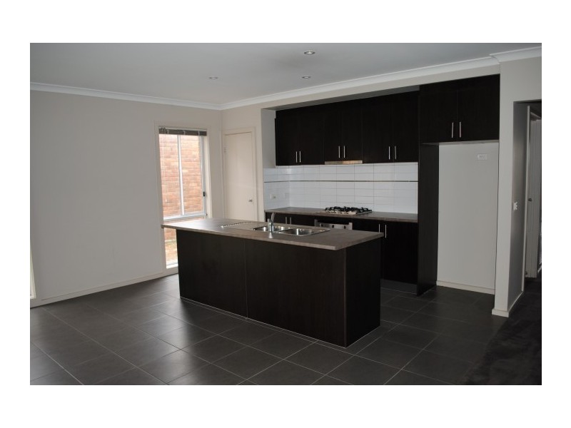 242 Boardwalk Boulevard, Point Cook VIC 3030