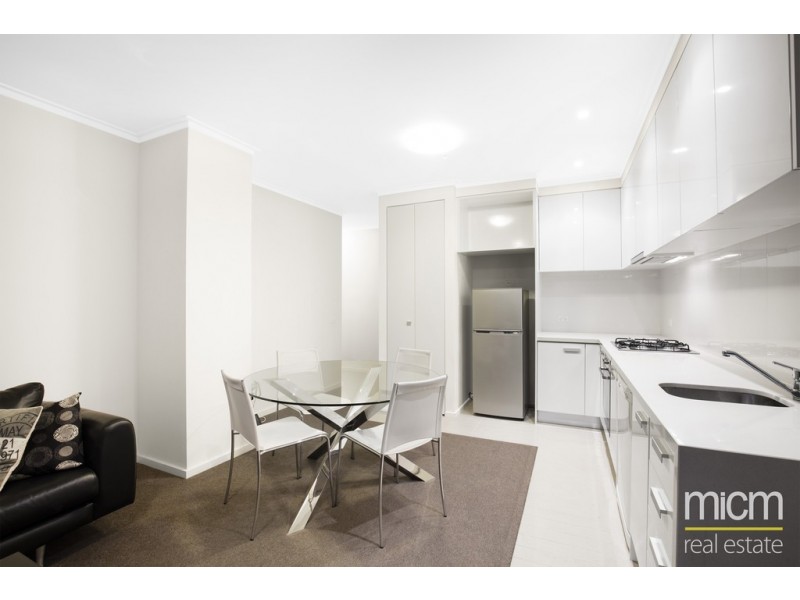 REF 33719/63 Whiteman Street, Southbank VIC 3006