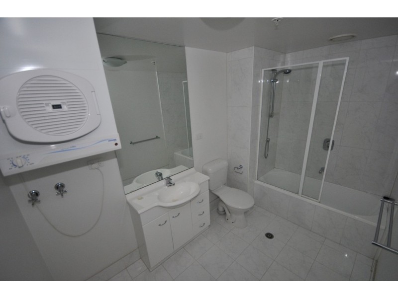 REF 23965/163 City Road, Southbank VIC 3006