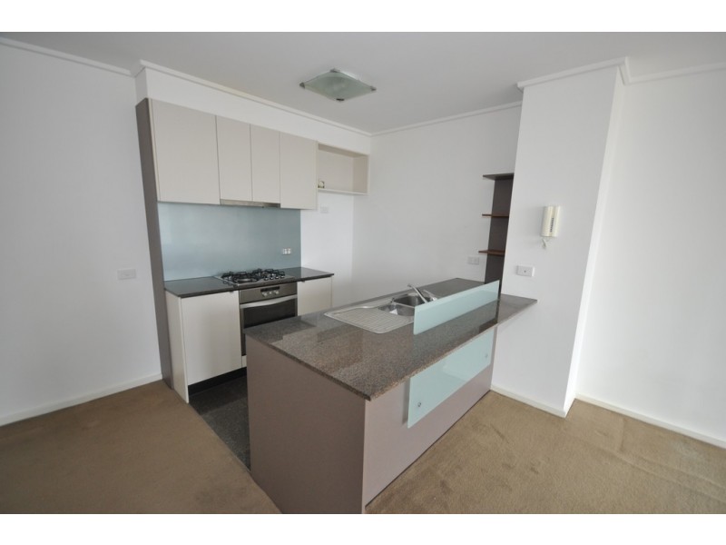 REF 23968/173 City Road, Southbank VIC 3006