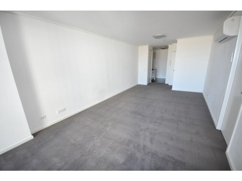 REF 23976/183 City Road, Southbank VIC 3006