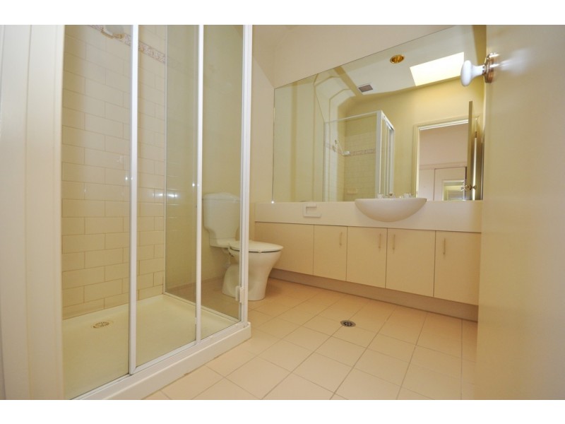 REF 24005/38 Wells Street, Southbank VIC 3006