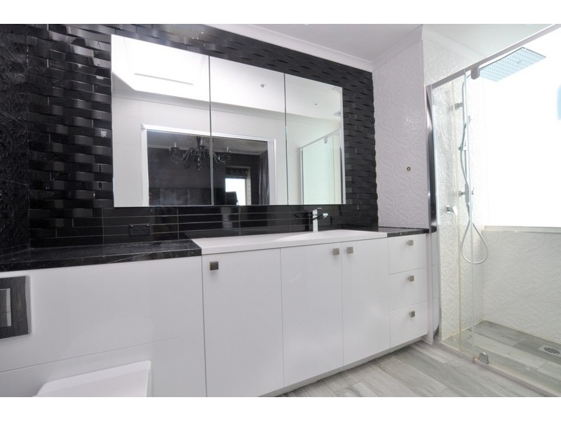 REF 24006/28 Southgate Avenue, Southbank VIC 3006