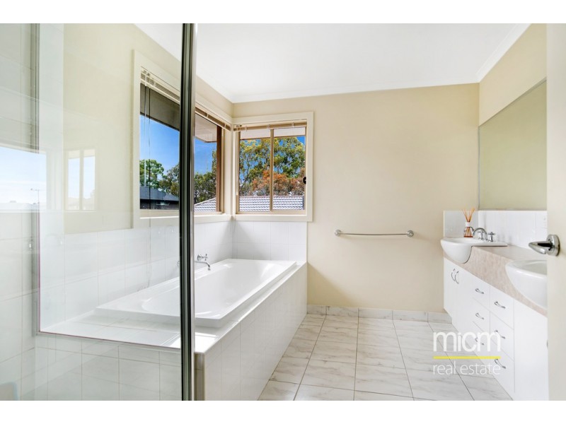 24 Waterview Drive, Mernda VIC 3754