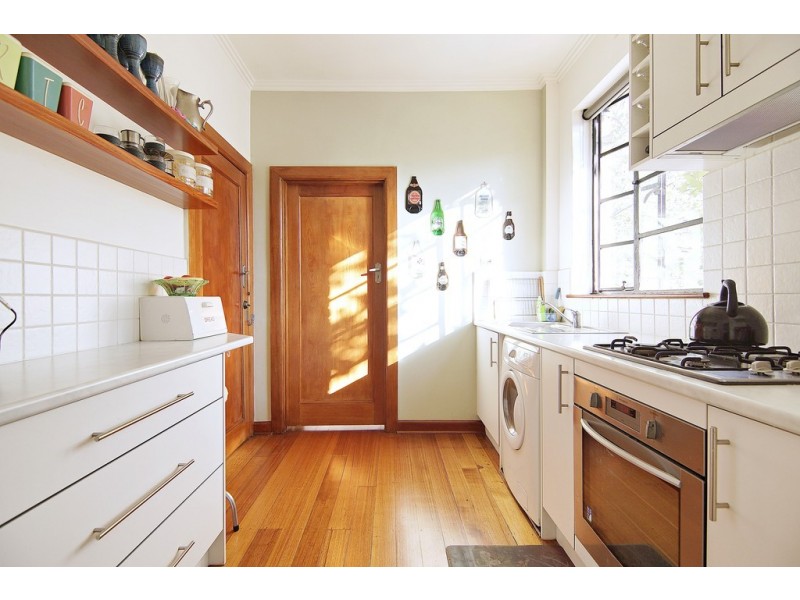 8/38 Mitford Street, Elwood VIC 3184