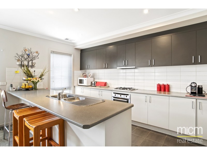 14 Essence Lane, Point Cook VIC 3030