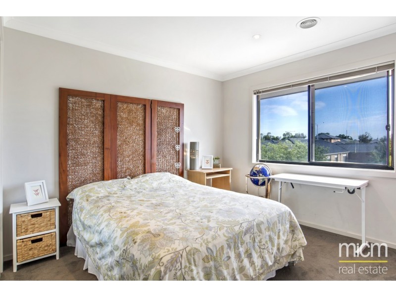 14 Essence Lane, Point Cook VIC 3030