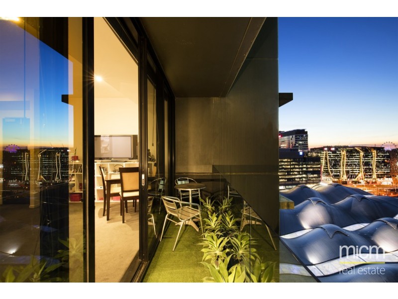 1906/620 Collins Street, Melbourne VIC 3000