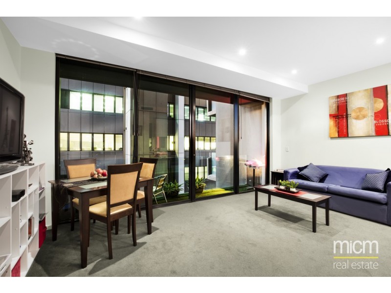 1906/620 Collins Street, Melbourne VIC 3000