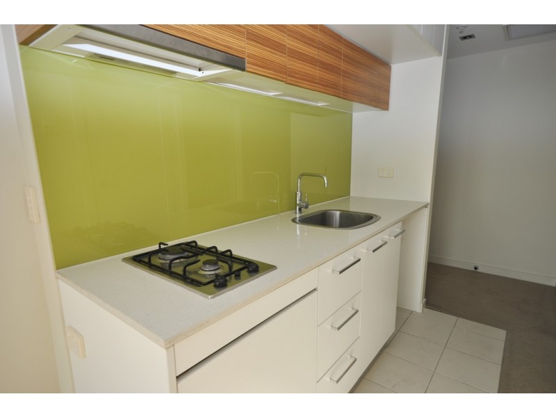 2509B/100 Harbour Esplanade, Docklands VIC 3008