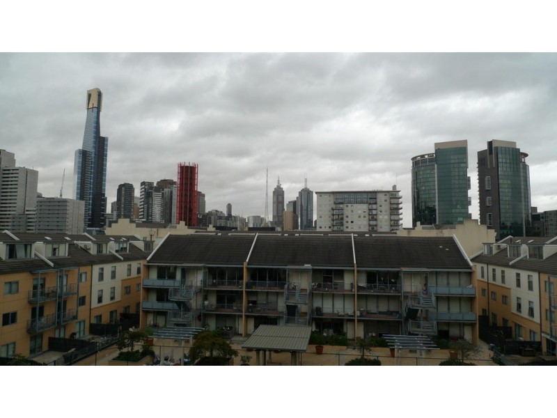 REF 24020/102 Wells Street, Southbank VIC 3006