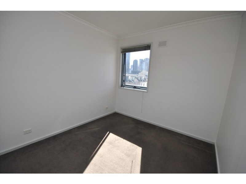 REF 24020/102 Wells Street, Southbank VIC 3006