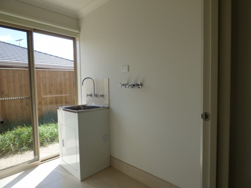 28 Kurrali Crescent, Werribee VIC 3030