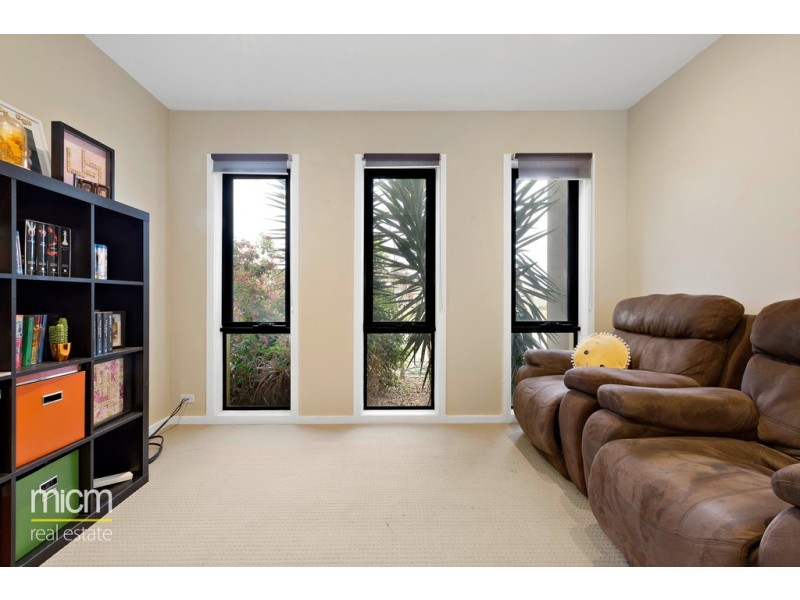 19 Hyde Park Terrace, Point Cook VIC 3030