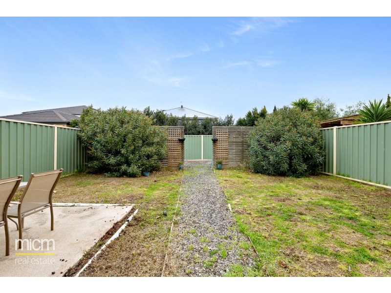 19 Hyde Park Terrace, Point Cook VIC 3030