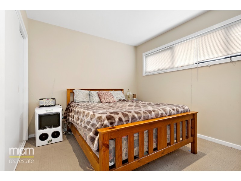 19 Hyde Park Terrace, Point Cook VIC 3030