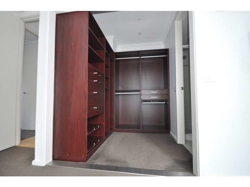 REF 33939/38 Bank Street, South Melbourne VIC 3205