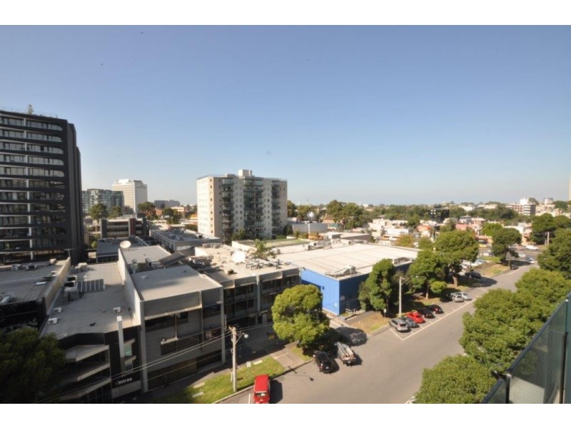 REF 33939/38 Bank Street, South Melbourne VIC 3205