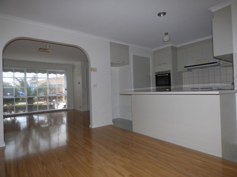 9/23-25 Finch Road, Werribee South VIC 3030