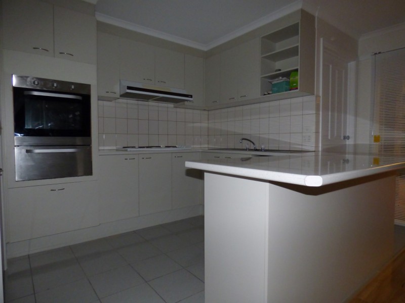 9/23-25 Finch Road, Werribee South VIC 3030