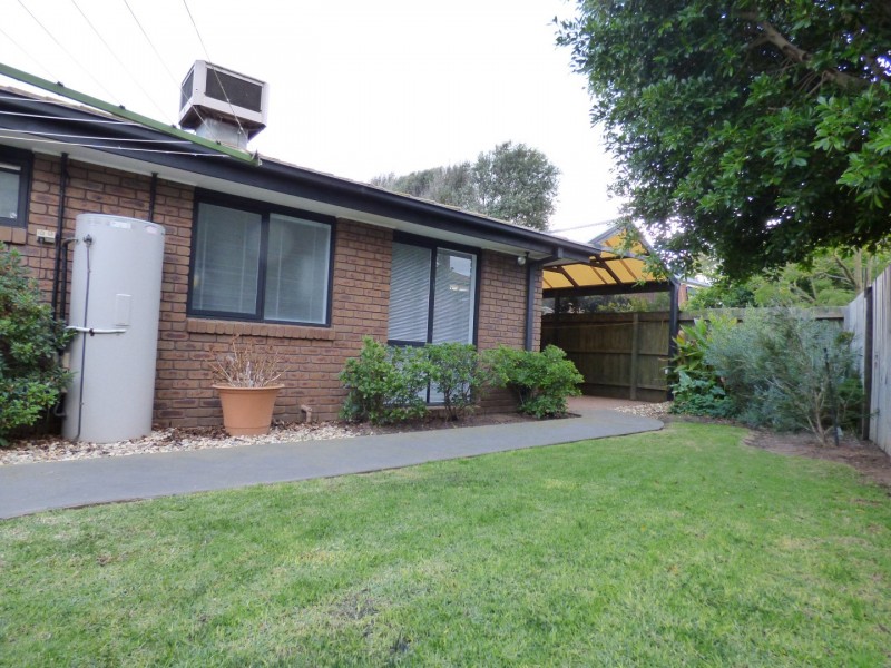 9/23-25 Finch Road, Werribee South VIC 3030