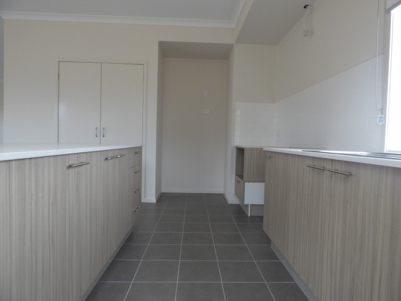 32 Grassbird Drive, Point Cook VIC 3030