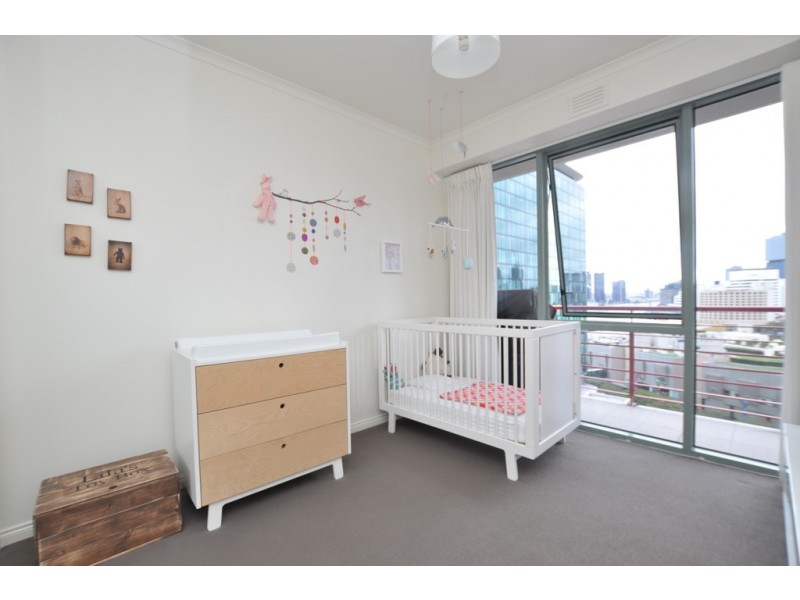 REF 24037/83 Queensbridge Street, Southbank VIC 3006