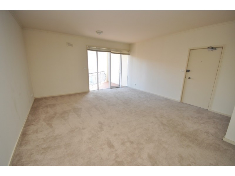 REF 33792/88 Wells Street, Southbank VIC 3006