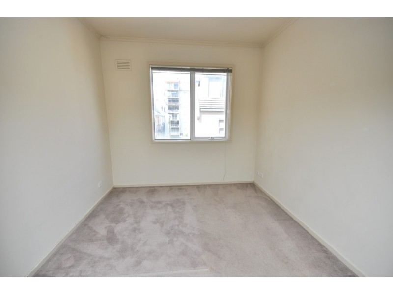 REF 33792/88 Wells Street, Southbank VIC 3006