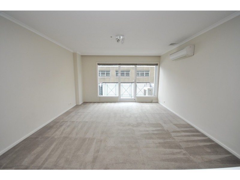 REF 24039/161 Sturt Street, Southbank VIC 3006