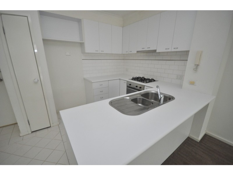 REF 24040/39 Dorcas Street, South Melbourne VIC 3205