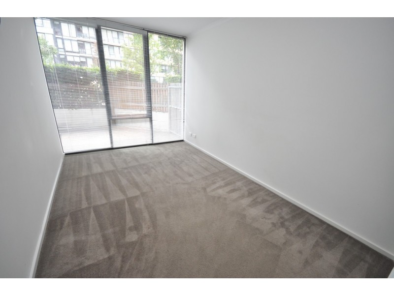 REF 24040/39 Dorcas Street, South Melbourne VIC 3205