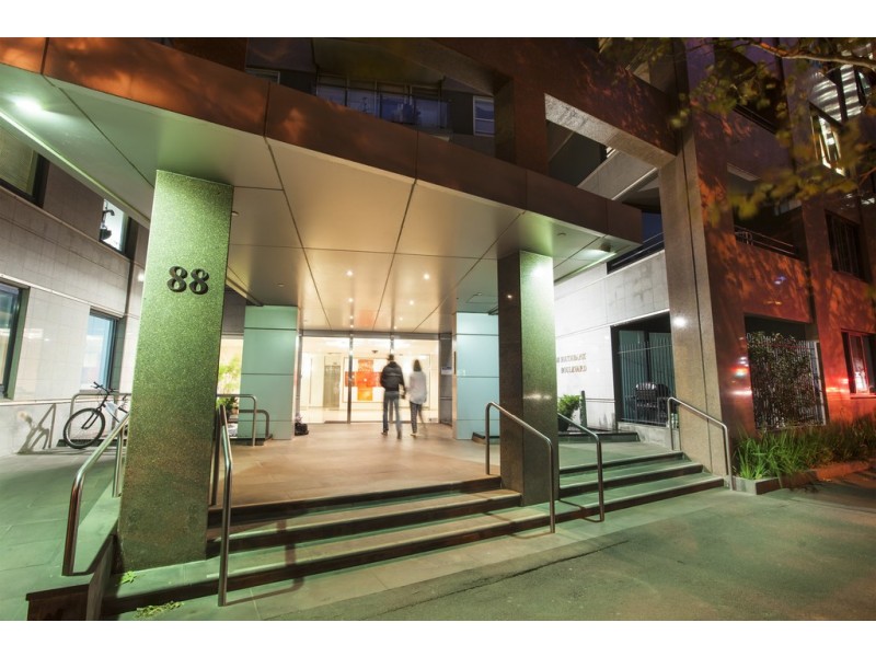 42/88 Southbank Boulevard, Southbank VIC 3006
