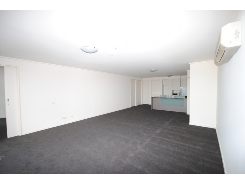 REF 24042/100 Kavanagh Street, Southbank VIC 3006