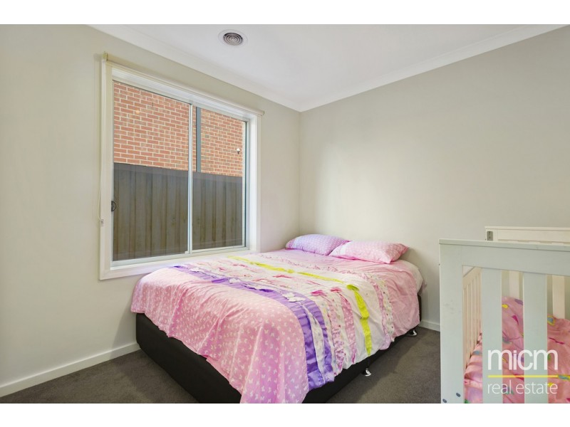 13 Treeleaf Avenue, Point Cook VIC 3030