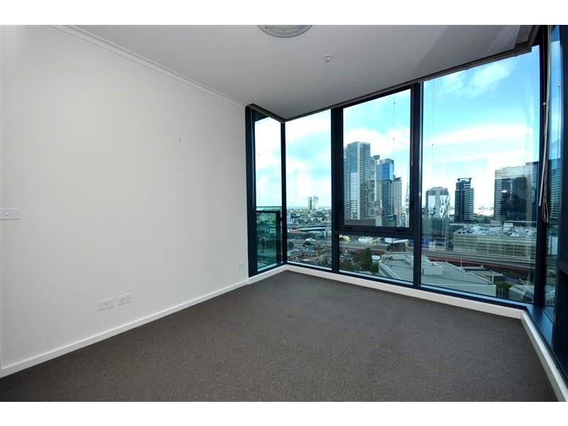 REF 24060/180 City Road, Southbank VIC 3006