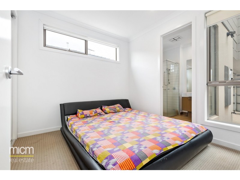 34D Middleton Drive, Point Cook VIC 3030