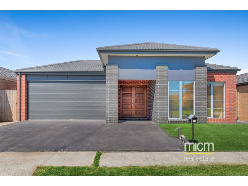 16 Yellowbox Drive, Point Cook VIC 3030