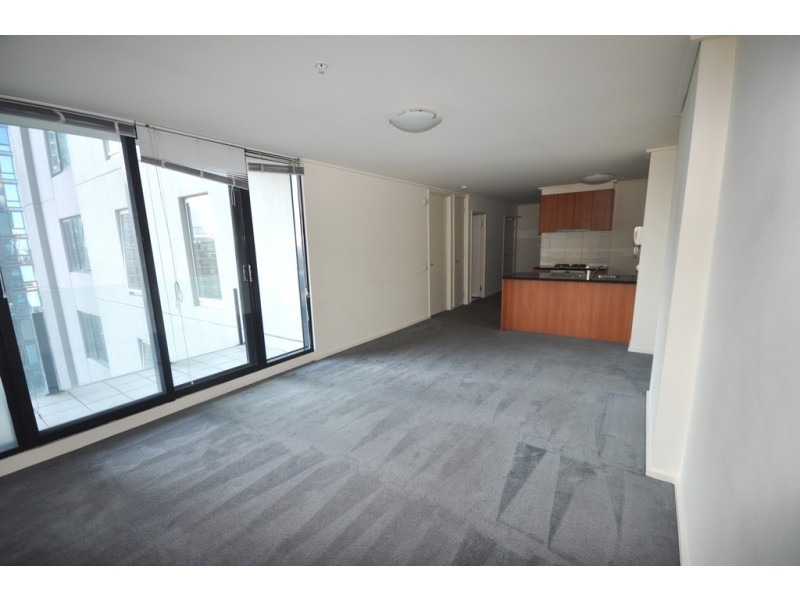 REF 24067/163 City Road, Southbank VIC 3006