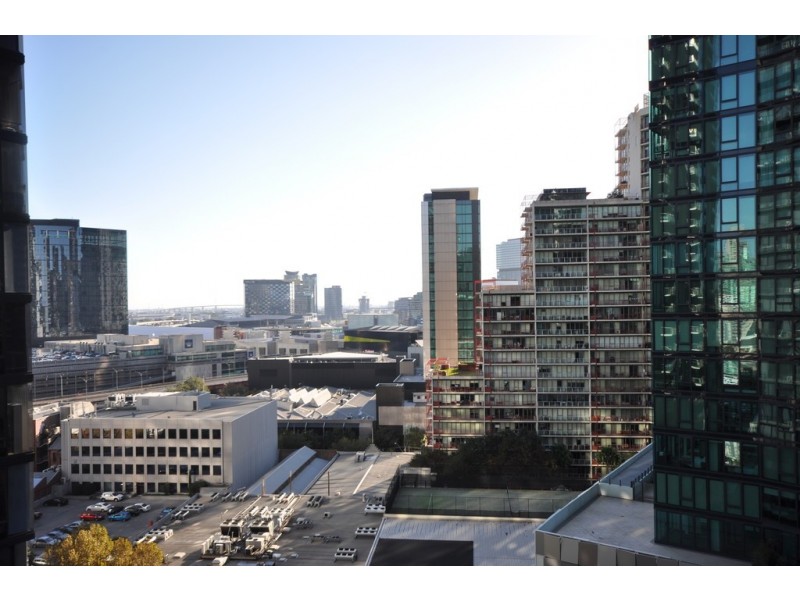 REF 24067/163 City Road, Southbank VIC 3006