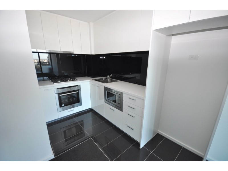 REF 24068/241 City Road, Southbank VIC 3006