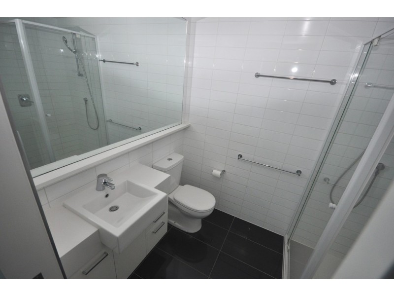 REF 24068/241 City Road, Southbank VIC 3006