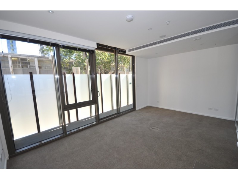 REF 33978/19 Balston Street, Southbank VIC 3006