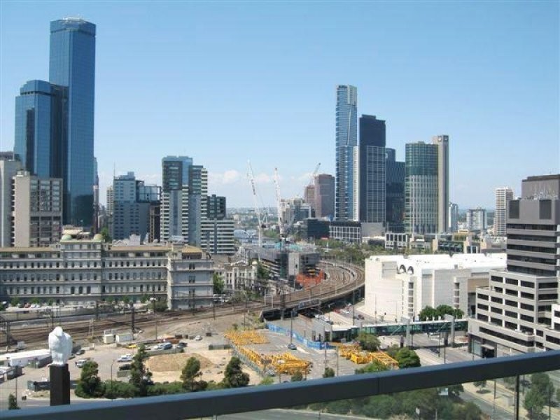 1709/8 McCrae Street, Docklands VIC 3008