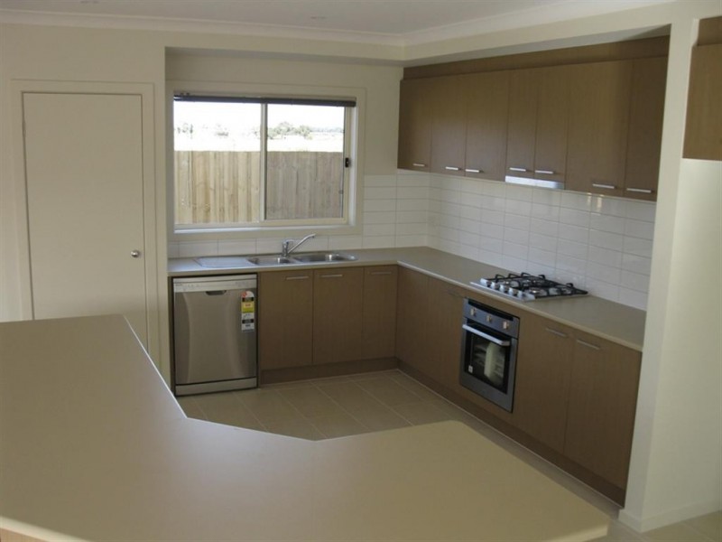 20 Grassland Drive, Point Cook VIC 3030