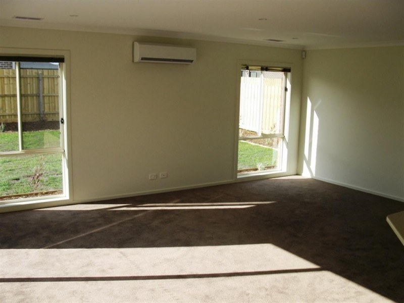 20 Grassland Drive, Point Cook VIC 3030