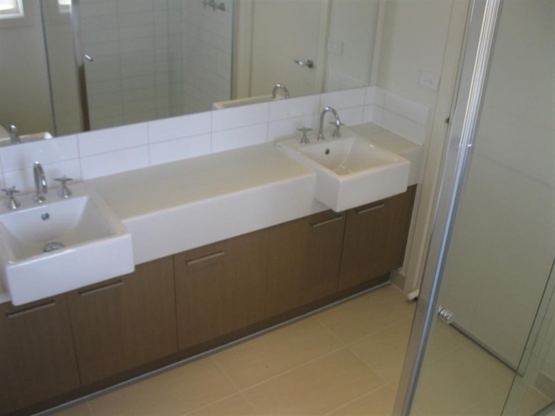 20 Grassland Drive, Point Cook VIC 3030